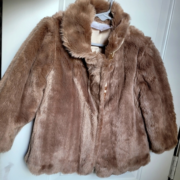 Baby girl fur jacket - Picture 1 of 4